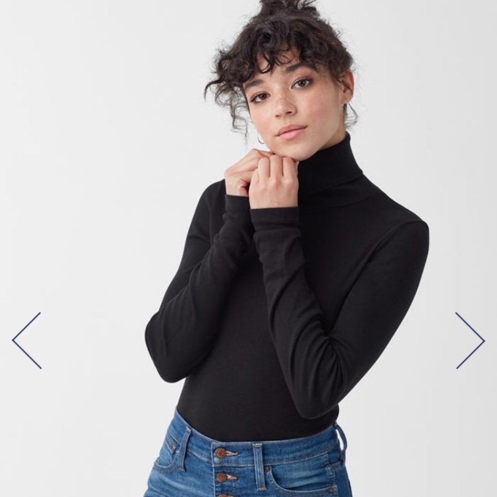 Splendid black turtleneck